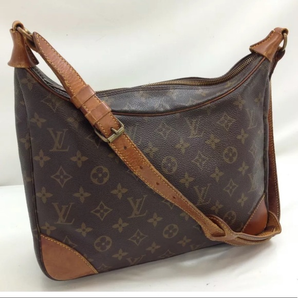Louis Vuitton Handbags - Authentic Louis Vuitton Monogram Boulogne 30 purse